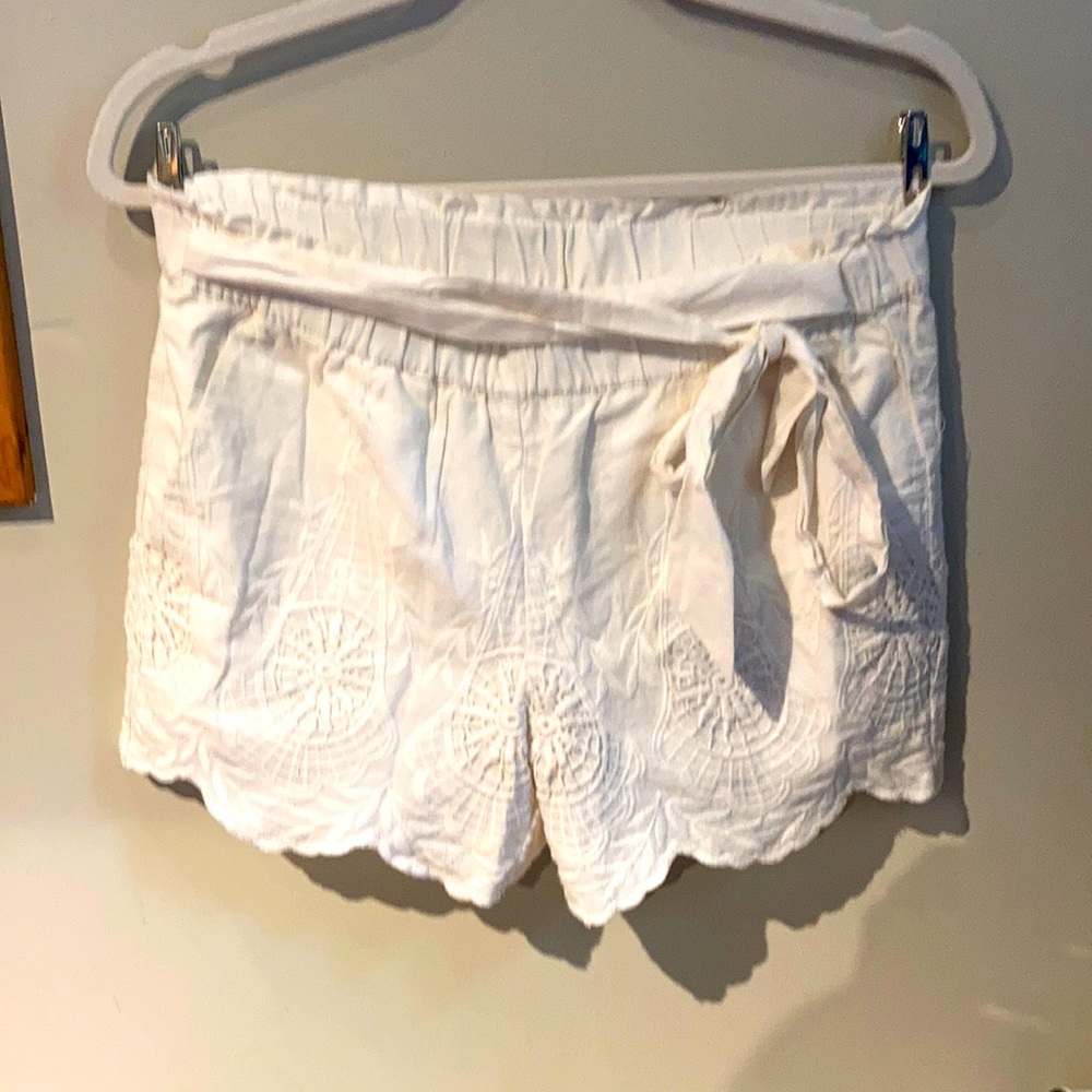 NWT XSP loft scalloped edge shorts